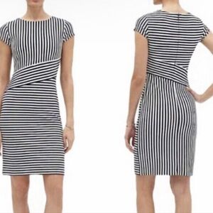 Banana Republic Blue and White Sheath Dress Cap Sleeve Crew Neck.  10P